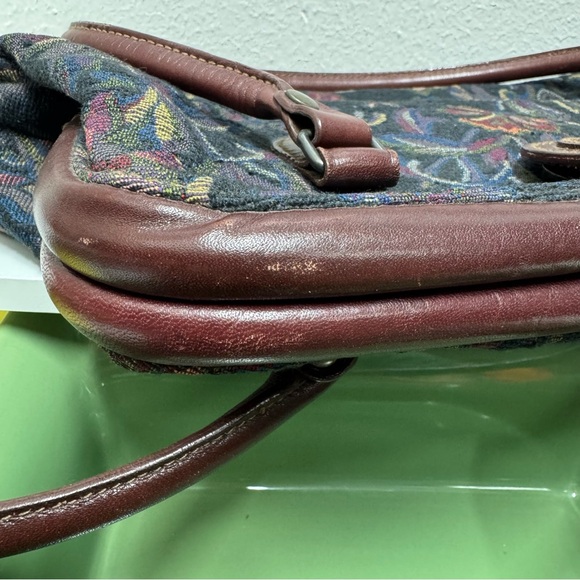 Vintage 1990 Liz Claiborne Floral Tapestry Handbag with Leather Accents - Picture 11 of 11